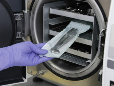 Sterilizing medical instruments in autoclave